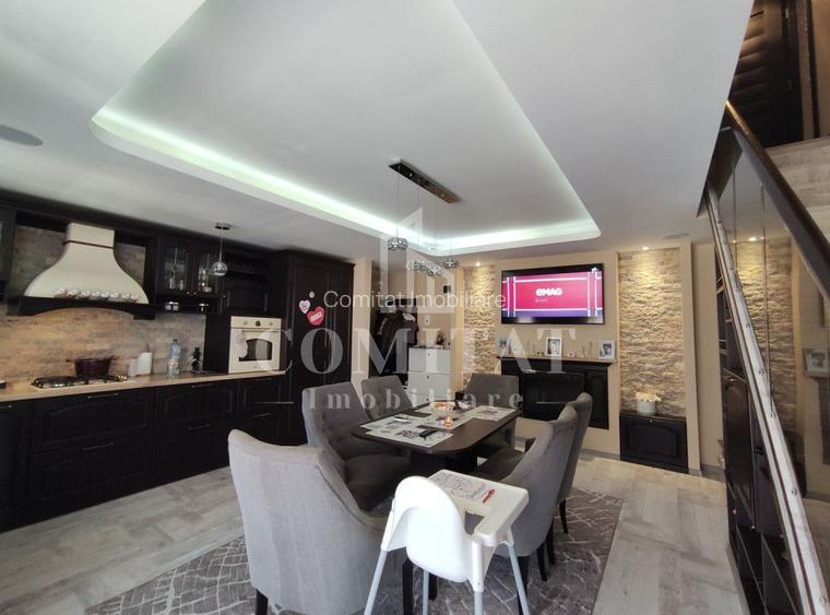 Apartament de vanzare 3 camere | Zona Porii - 3