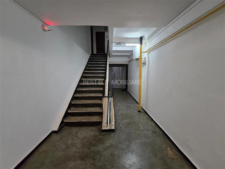 4 CAMERE 2 BAI DECOM ION MIHALACHE TURDA PARC REGINA MARIA ET 6/10 AN 1982 - 15