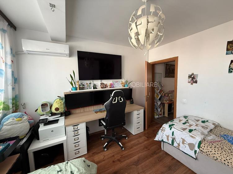 Apartament cu 3 camere si doua bai. Comision 0 - 5