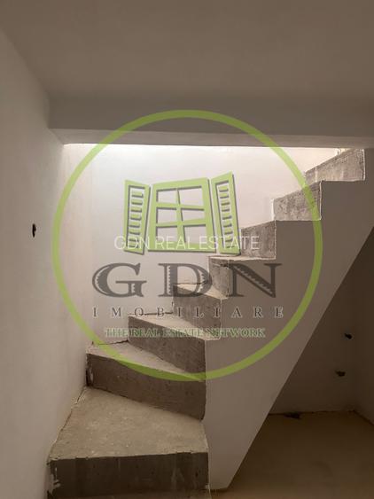 Duplex deosebit cu vedere panoramică spre munți și pădure – Tocile, Sadu - 8