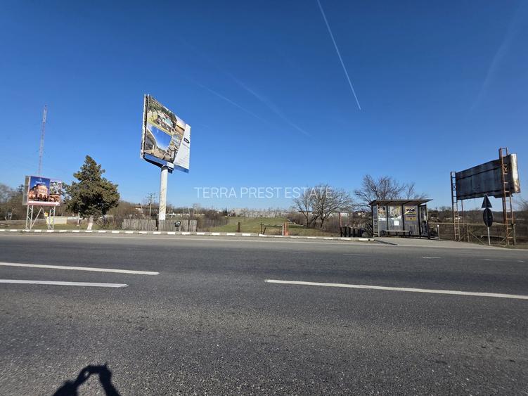 Snagov Plaza - 5000 mp intravilan, 28 ml  deschidere la DN1 - 3