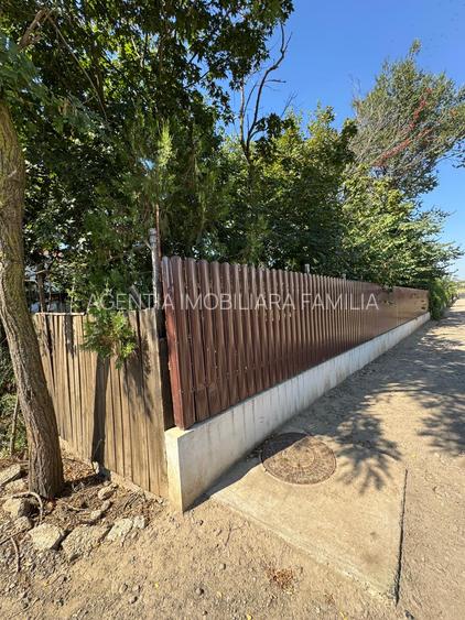 Cabana din lemn+ teren 2000 mp , 105.000 Euro negociabil, zona Metro - 5