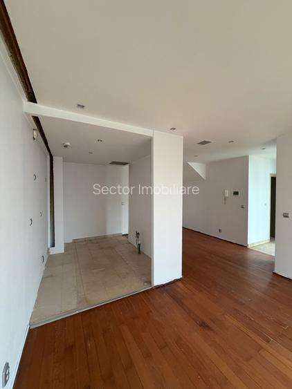 Tunari Strada Paris Complex Sydney - 5