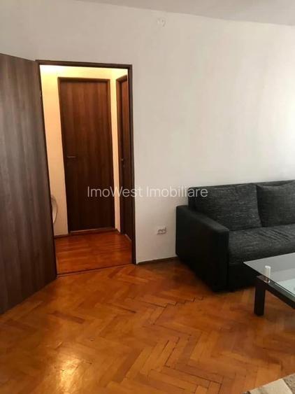 Dambovita | 2 Camere | Etaj Intermediar | Centrala Proprie. - 2