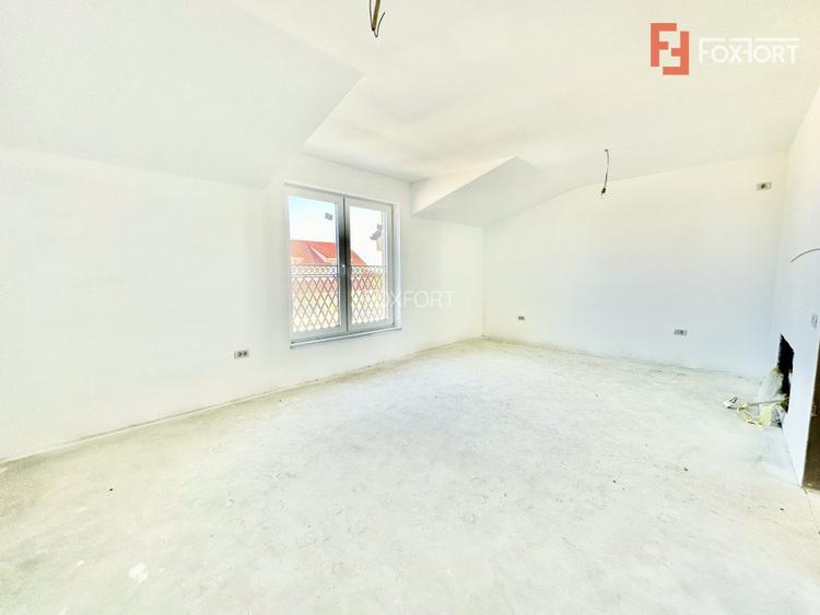 Duplex Mosnita, 4 camere, 2 bai - Asfalt + Toate utilitatile - 10