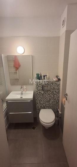 Vând apartament cu 3 camere,loc de parcare si boxă. - 9