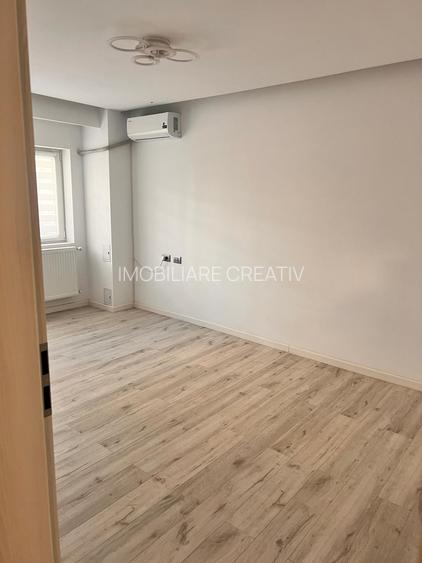 Apartament 3 camere de vanzare in Decebal - 20