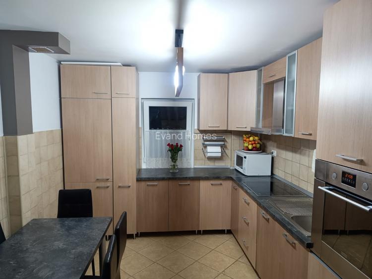 Apartament 4 camere decomandat , zona Lipovei, pozitie excelenta - 5