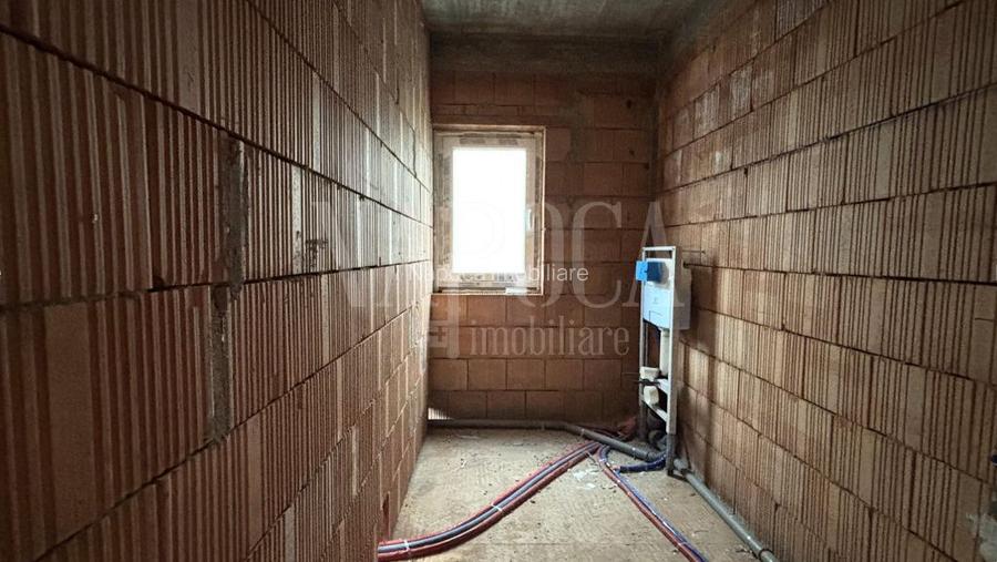 Casa 6 camere de vanzare in Floresti - 3