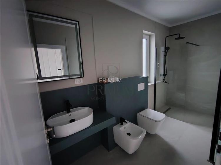 Casa individuala - zona superba - teren 522 mp- toate utilitatile - carport - 14