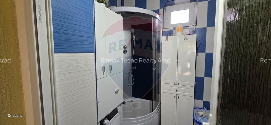 Casă cu anexă, livadă și panouri fotovoltaice - 17