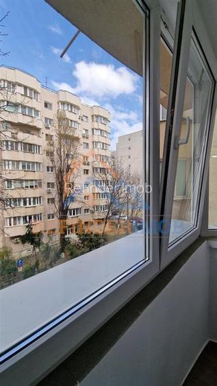 Apartament de vanzare cu 3 camere, zona Nerva Traian - 13