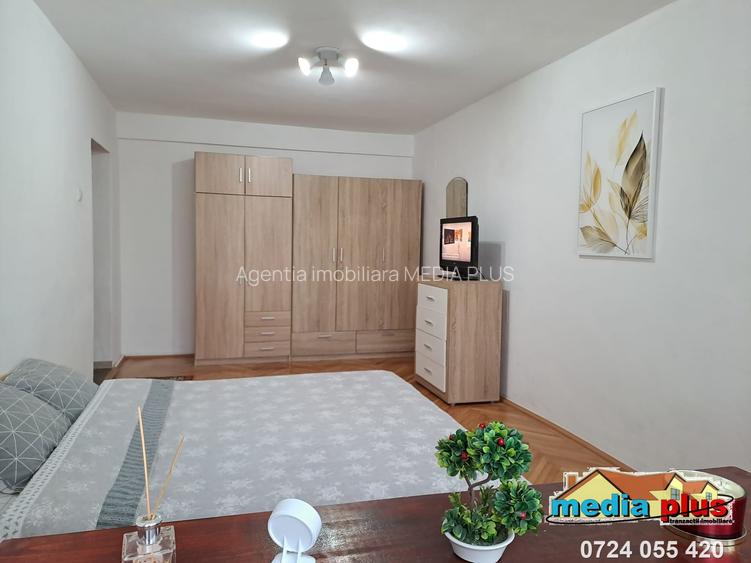 De închiriat apartament cu 2 camere, decomandat, situat în zonă Ultracentrală, - 3