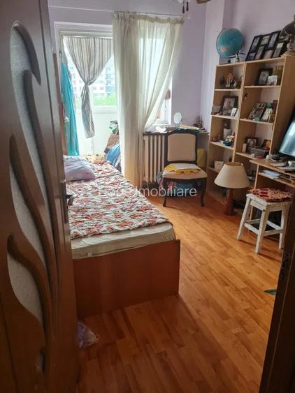 Berceni - Apartament 4 camere , 2 balcoane - 2