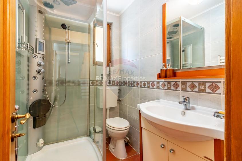 Casă / Vilă de vanzare in Corbeanca, Laguna albastra, langa lac - 12