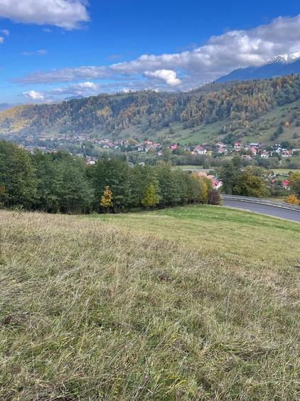 Teren extravilan cu priveliste catre Bucegi – Moieciu de Jos 4.700 mp