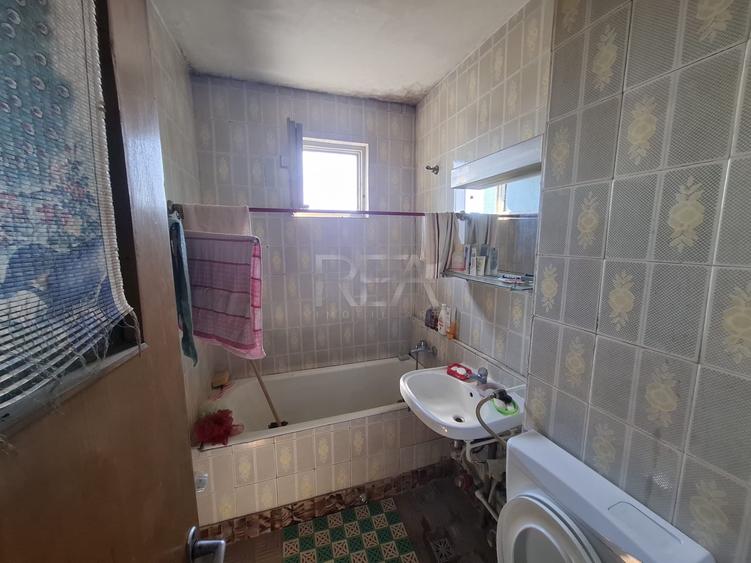 3 camere, 10/10, 62 mp, bloc tip E-Drumul Taberei-Favorit