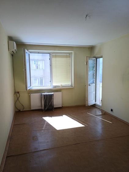Apartamente 2 camere decomandat/ Crangasi