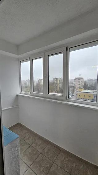COSTIN GEORGIAN | GARSONIERA | METROU | AC