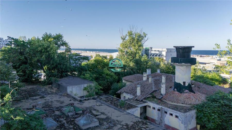 Vand fostul BAR ORIENT din MAMAIA avand teren 4371m, langa Vila Regala ( Regina