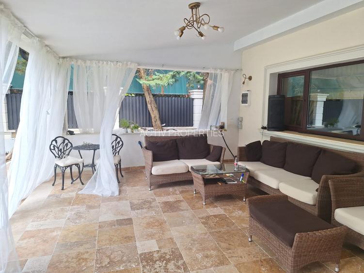 Resedinta deosebita,renovata 2023,P+2,garaj 2 loc, sauna, piscina, teren 1130 mp - 16