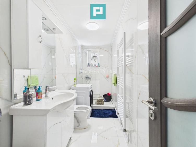 Casă cu 3 camere, anexe  locație Premium în Pecica - 9