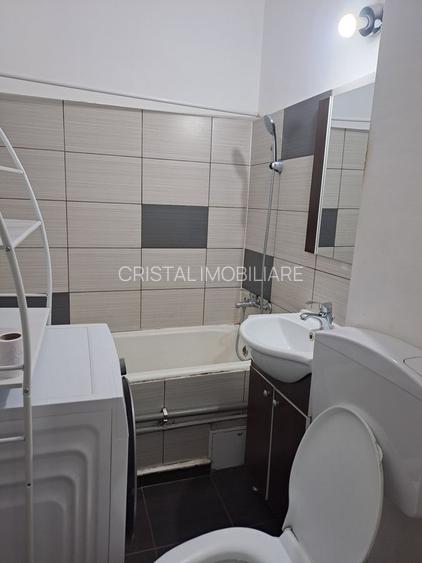 Garsonieră decomandată de închiriat Apărătorii Patriei - 6