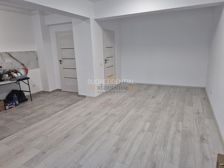 Apartament 2 camere de vanzare, zona Bracoveanu - Grand Arena Mall - 8