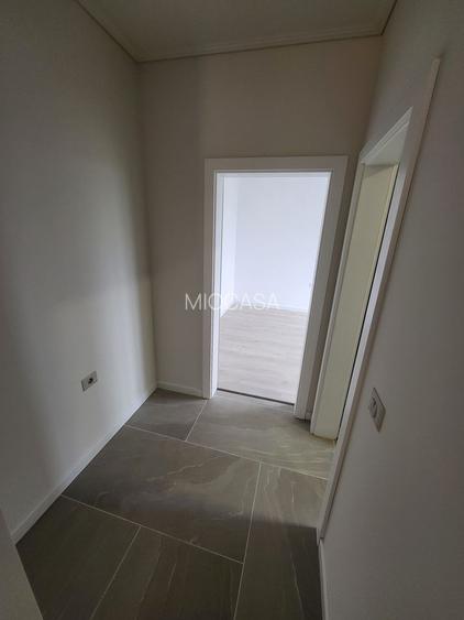 Proiect NOU. Etaj 1. Suprafata generoasa. 2 Bai. Terasa 17mp. - 8