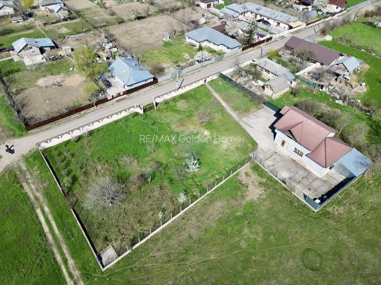 Casă / Vilă cu 5 camere de vânzare Garoafa/Rachitosu - 29