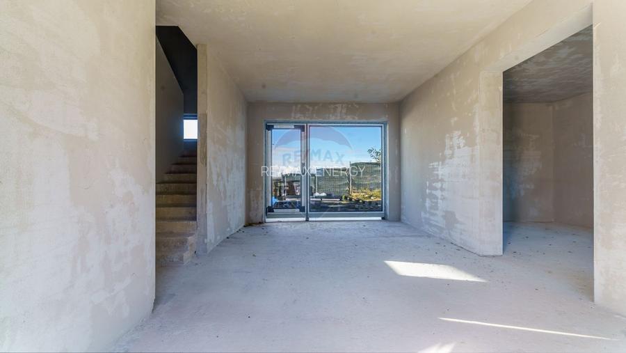 Vilă in constructie, locatie excelenta, Comision 0% - 7