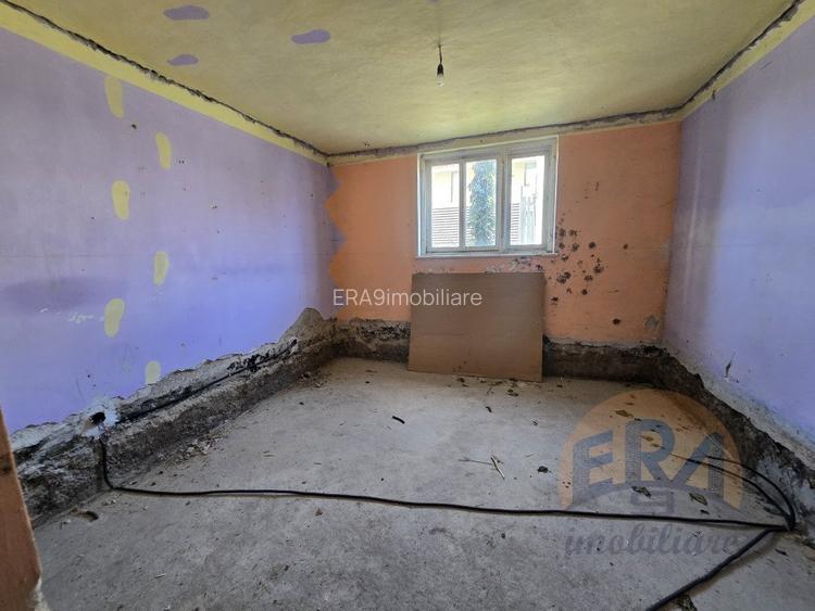 Oportunitate | Teren 700mp + Casa renovabila | zona Gara Mare - 5
