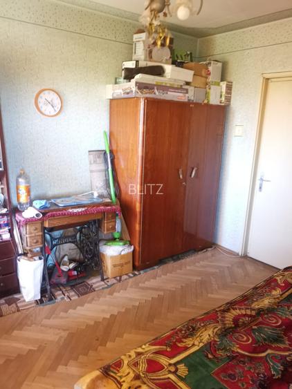 Apartament 73mp cu 3 camere decomandat, 1 Mai vizavi de Spitalul Nr 1 , Insula. - 4