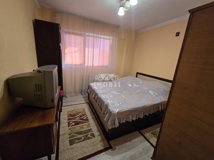 Vanzare apartament 4 camere zona Republicii  Ploiesti - 9