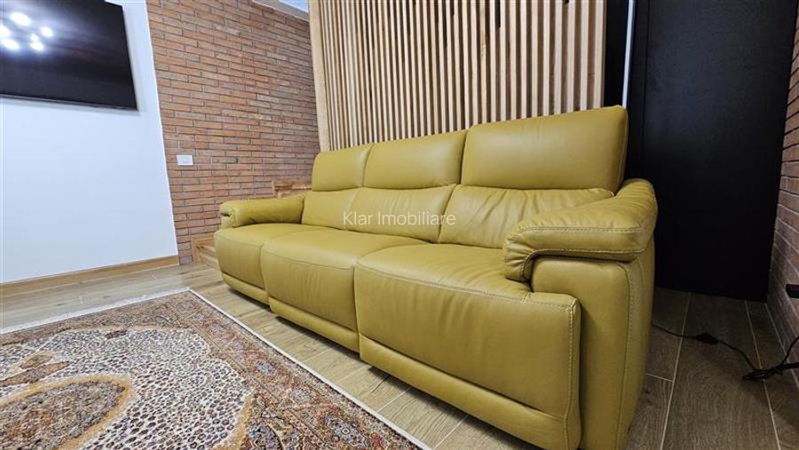 Casa renovata 200mp pe 2 niveluri,parcare, curte cu foisor,Centru, zona str. Par - 27