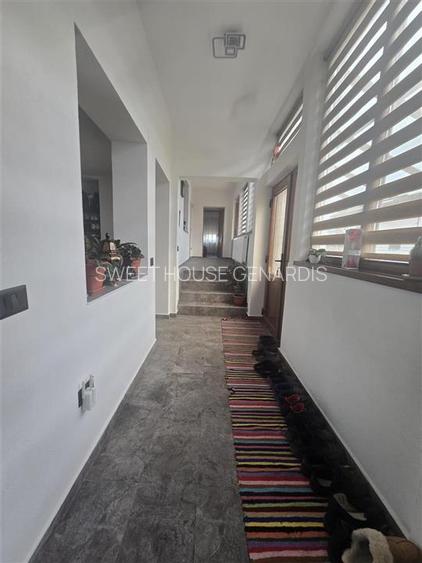 Spatiu Liniste si Libertate la poalele Muntilor - 26