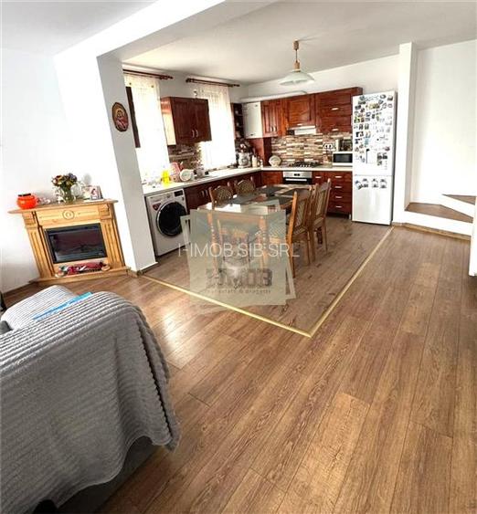 Casa mobilata 4 camere 2 bai si curte in Arhitectilor - 6