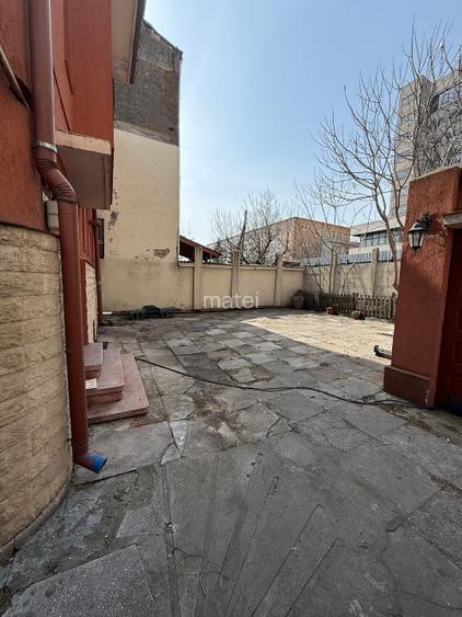 Cotroceni , Piața Leu , Palatul Cotroceni - 13