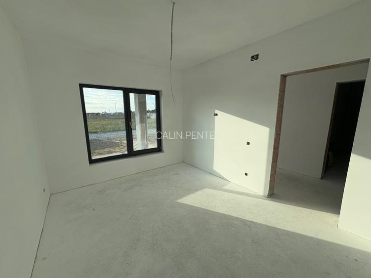 Casa noua parter cu PANOURI FOTOVOLTAICE, teren 553 mp - 8