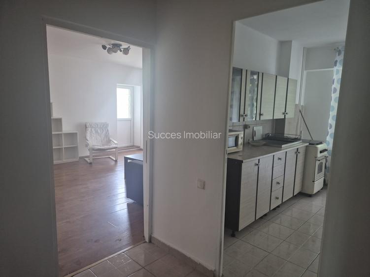 metrou piata muncii-2 cam,decomandate,etajul 1,60 mp,mobilat 450 euro - 8