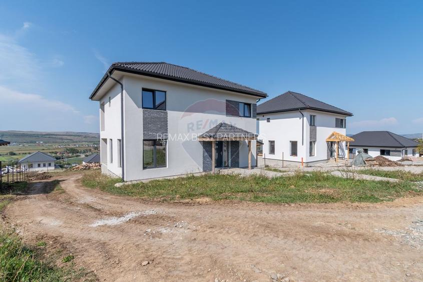 Casa cu 4 camere de vanzare, Jucu de Sus, Frasinului Nr.6 Semifinisat - 13