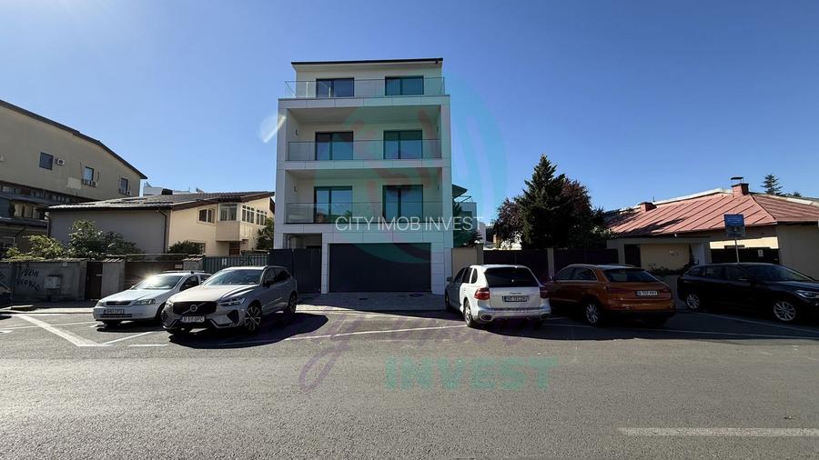 Apartament cu LIFT IN INTERIOR si doua terase de 21 mp in total - 3