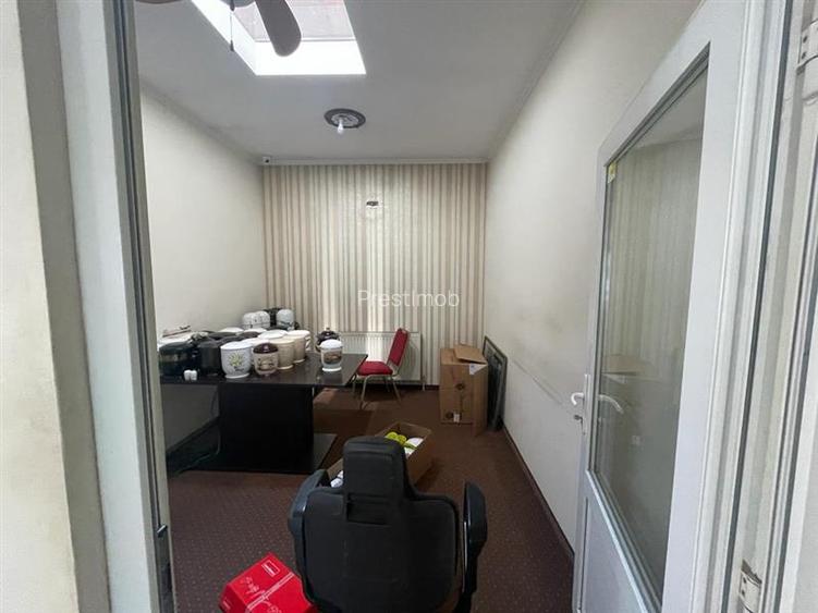 De inchiriat spatiu comercial zona 7 noiembrie 1899 mp - 16