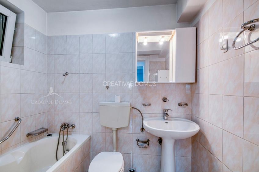 Universitate / Spatiu de birouri / Doua camere / Centrala proprie - 11