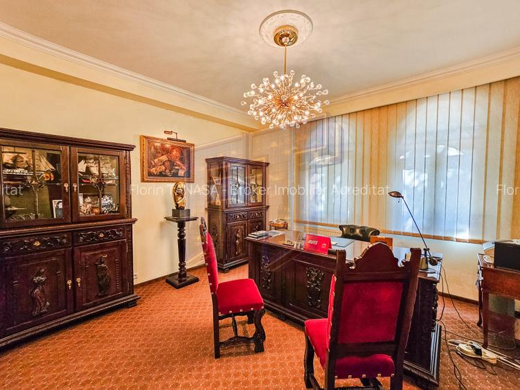 Vanzare casă/vila care refuză trecerea timpului - Zona Capitale - 4