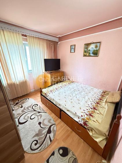 3 Camere Semidecomndat- Mobilat si Utilat- zona Alexandru Cel Bun - 2