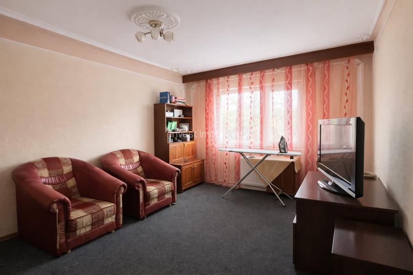 Apartament 3 Camere, 2 bai, intermediar,  75mp,  zona Nicolina 2 - 3