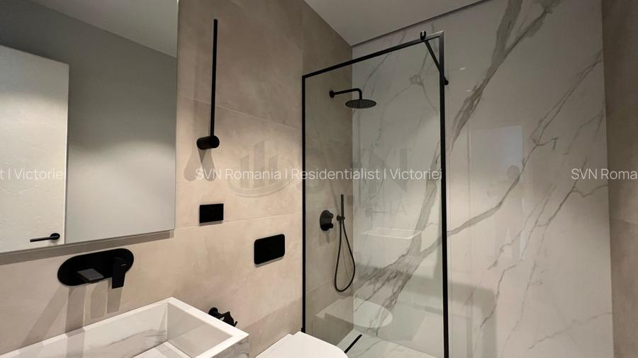 REV2004667 Vile de Lux l Pipera - 15