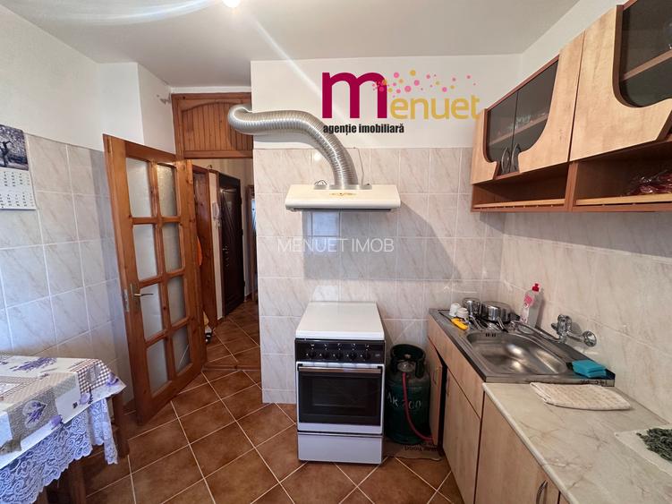 Apartament 3 camere ,zona E3 - 4