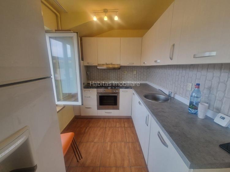 Apartament 2 camere de inchiriat, garaj, Floresti str Stejarului - 14
